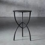 Jedrek Martini Table