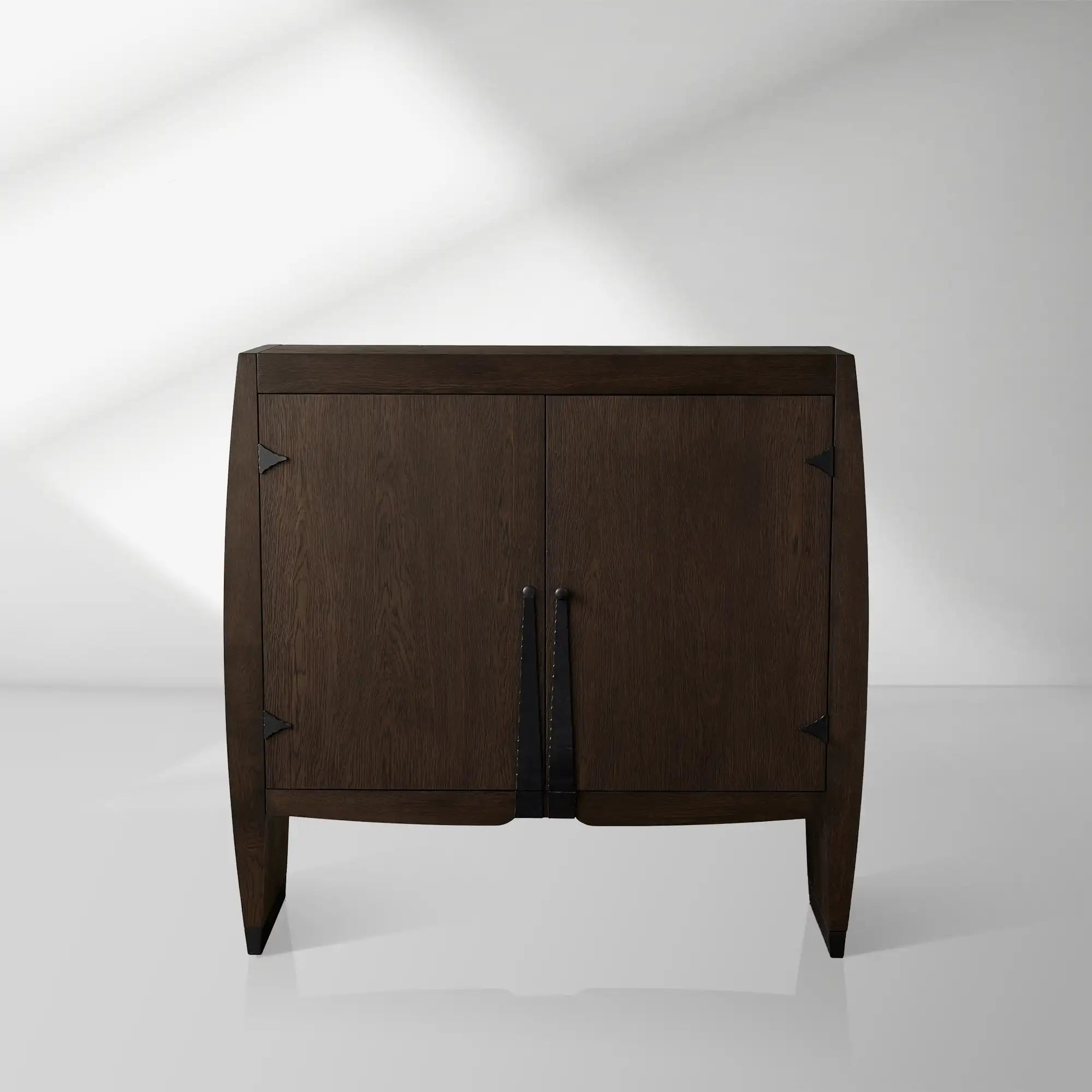 2000x2000_20250912_22_1_67ee15d9-edfb-400c-9723-76ac551087e9.jpg Dacia Solid Oak Storage Cabinet Vintage Sideboard - Image 1